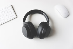 Auriculares Pro Max